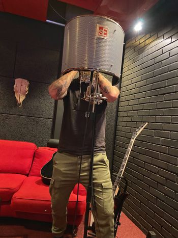 Sångbåset med Shure Sm7B
