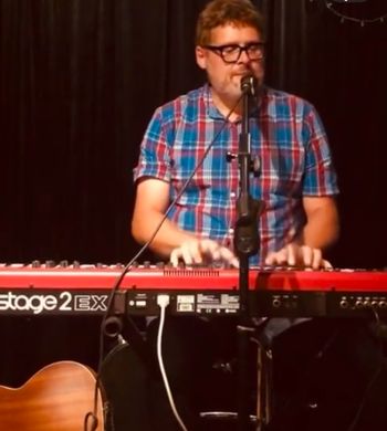 Live at South Mountain Tavern, Bristol, VT (2022)
