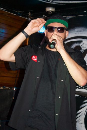Wrekonize 1/3 MAYDAY
