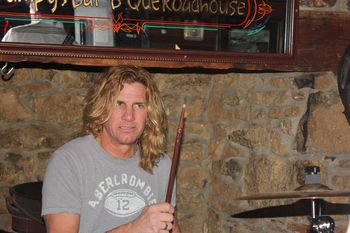 Tim Nagle rockin' Grumpy's with us!
