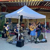 Jen Schaffer and the Shiners