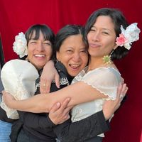 The Sampaguitas: People in Plazas