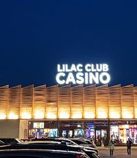 Runaway Dogs play Lilac Club Casino