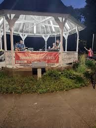Runaway Dogs play Leominster Summer Concerts