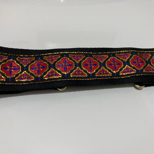 Red Cross, Black - Medium