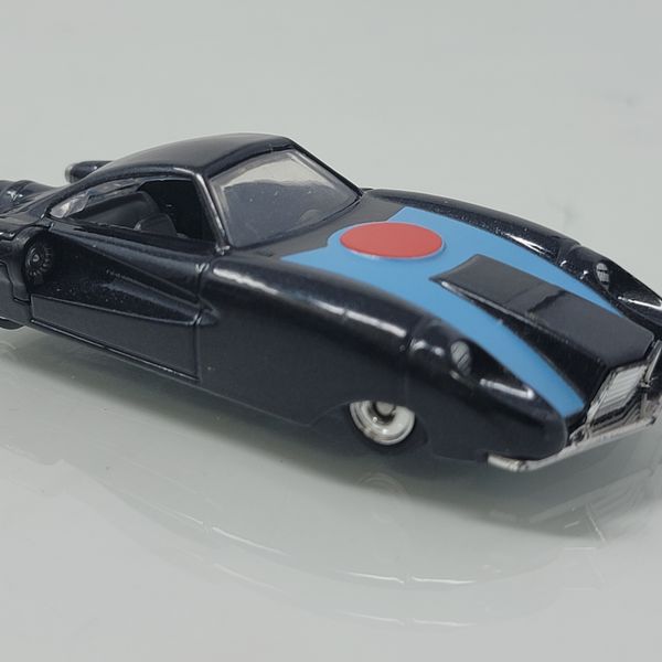 DISNEY PIXAR JAKKS PACIFIC INC. THE INCREDIBLES  2 TOY CAR 8.5” 