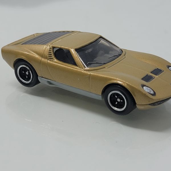 Matchbox 1968 Lamborghini Miura P400S Calif Lic. Plate 1/64 Diecast