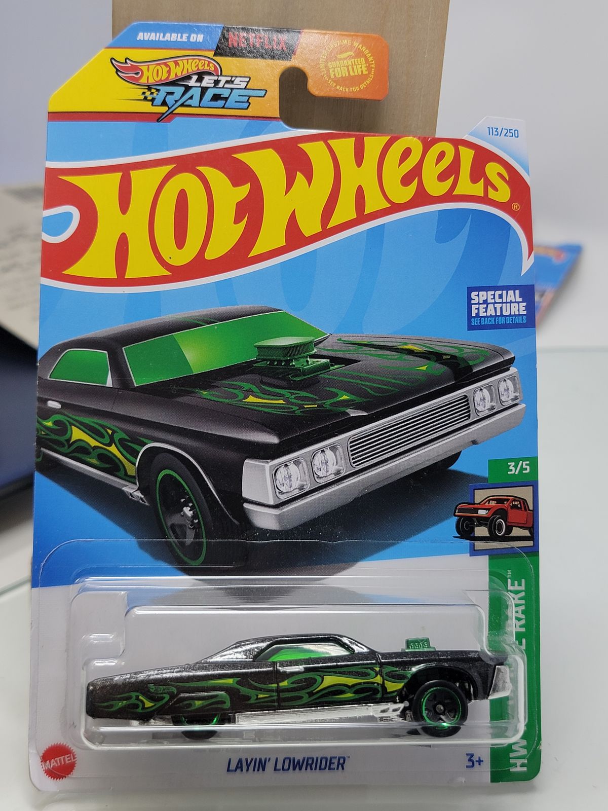 HOT WHEELS 113/250 LAYIN’ LOWRIDER REVERSE RAKE 3/5