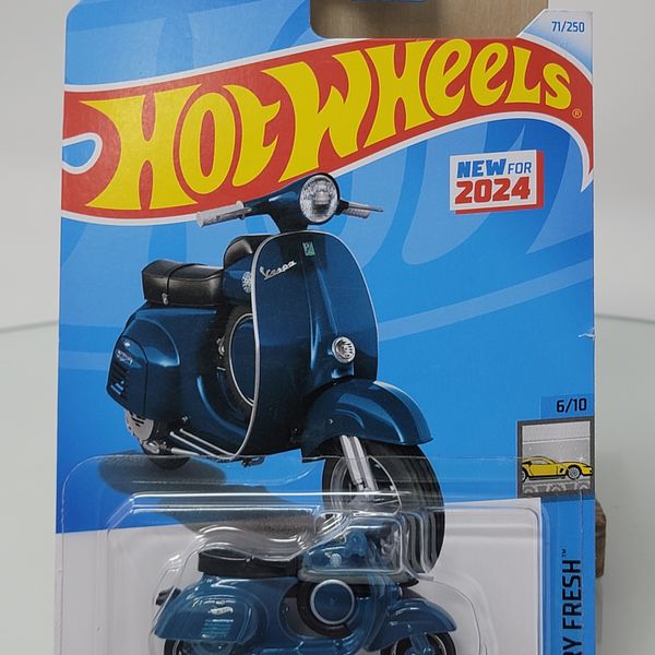 Hot Wheels Vespa 90 SS Super Sprint 1966 Blue #71 71/250 - 2024 Factory Fresh