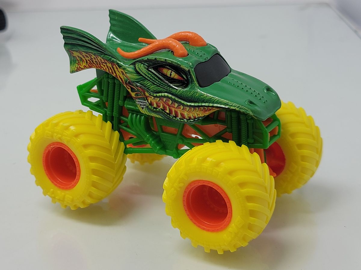 Spin Master 2024 Monster Jam Series 6 Dragon Green Body w/ Yellow Tires 1:64th