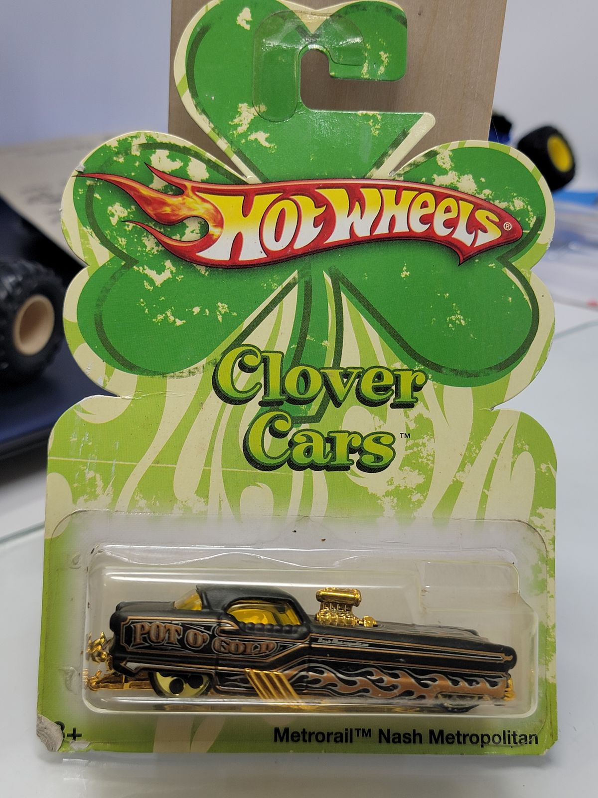 Hot Wheels 2007 Clover Cars Green Metrorail Nash Metropolitan