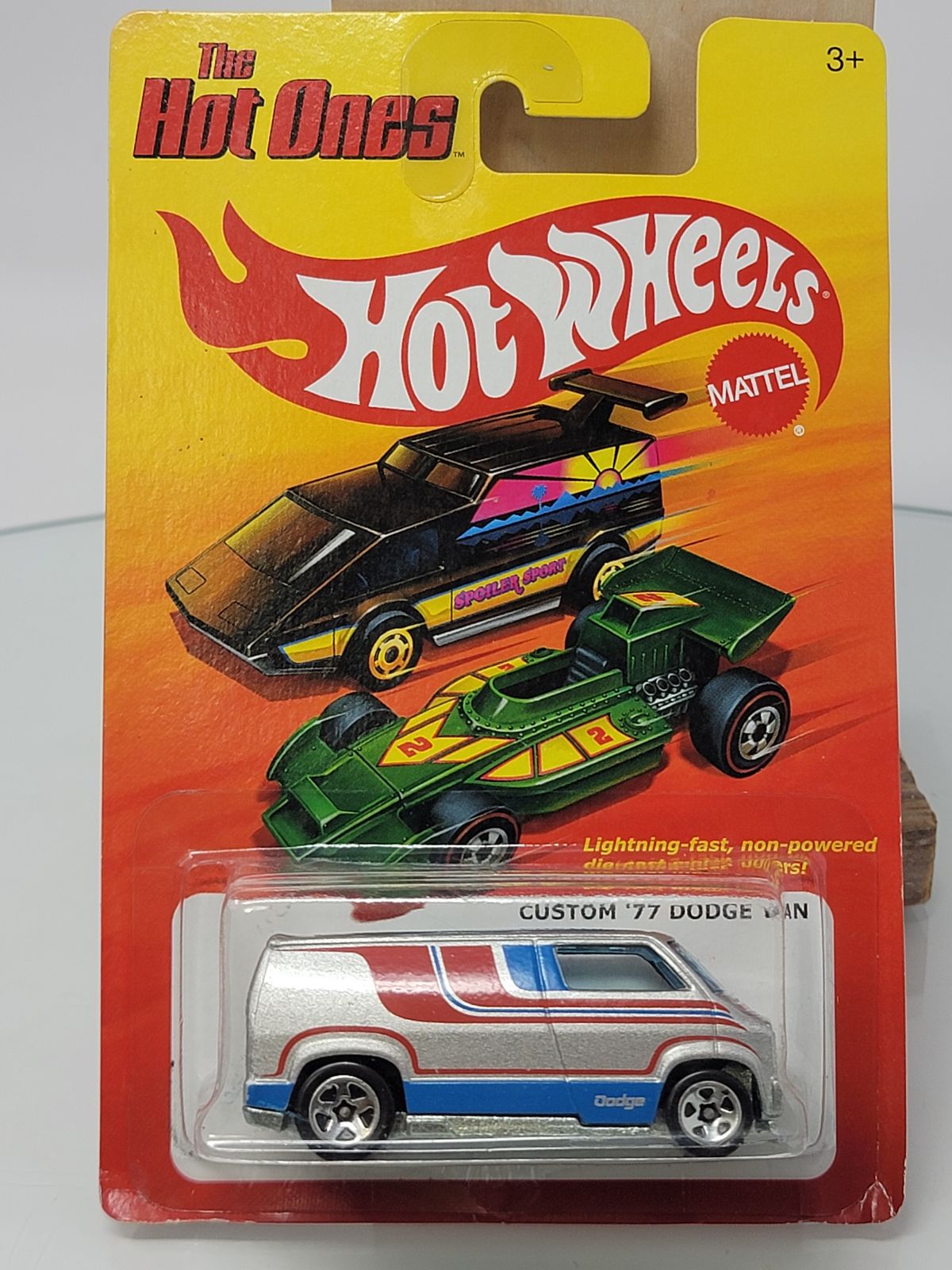 Hot Wheels The Hot Ones Custom '77 Dodge Van Silver 1:64 Metal Bottom New 2011