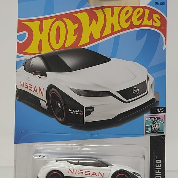 Hot Wheels Nissan Leaf NISMO RC_02 – White/Black/Red – Factory Sealed
