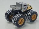 Hot Wheels Monster Trucks Twisted Tredz Bone Shaker 
