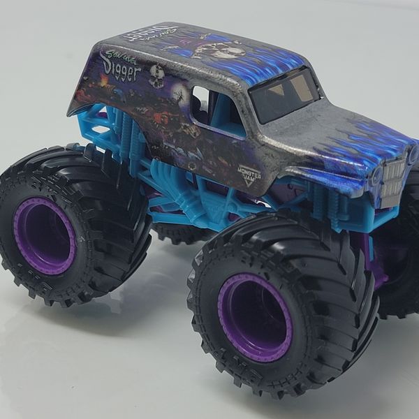 Monster Jam Truck Toy 1:64 Son Uva Digger Black Blue 2023