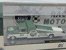 M2 Quaker State Racing Motor Oil Die-Cast 1969 Ford F-250 with Belly Tanker S42