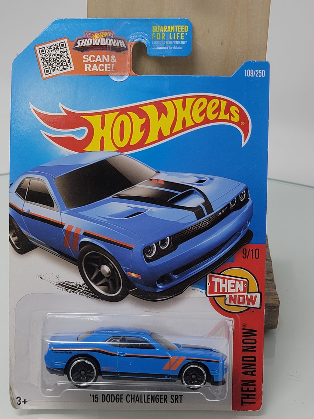 Hot Wheels '15 Dodge Challenger SRT 109/250 - Blue - 2016 Mainline A