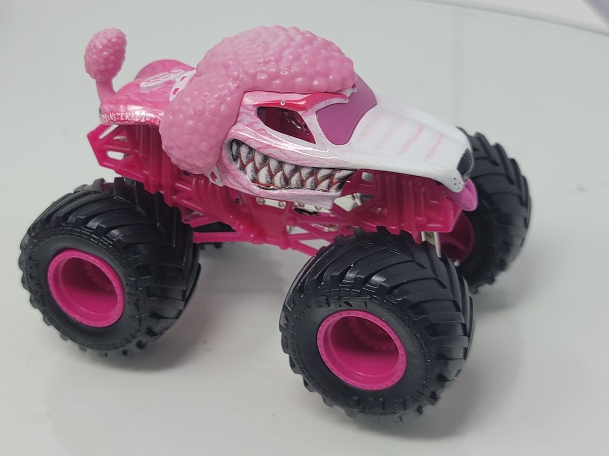 2020 Spin Master Monster Jam Ruff Crowd Monster Mutt Poodle Truck Series 10