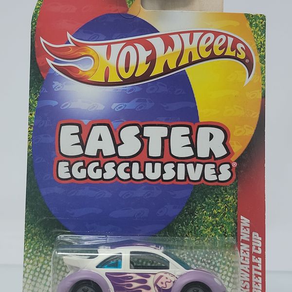 Hot Wheels Easter EggscLusives Volkswagen New Beetle Cup – White/Purple – Factory Sealed