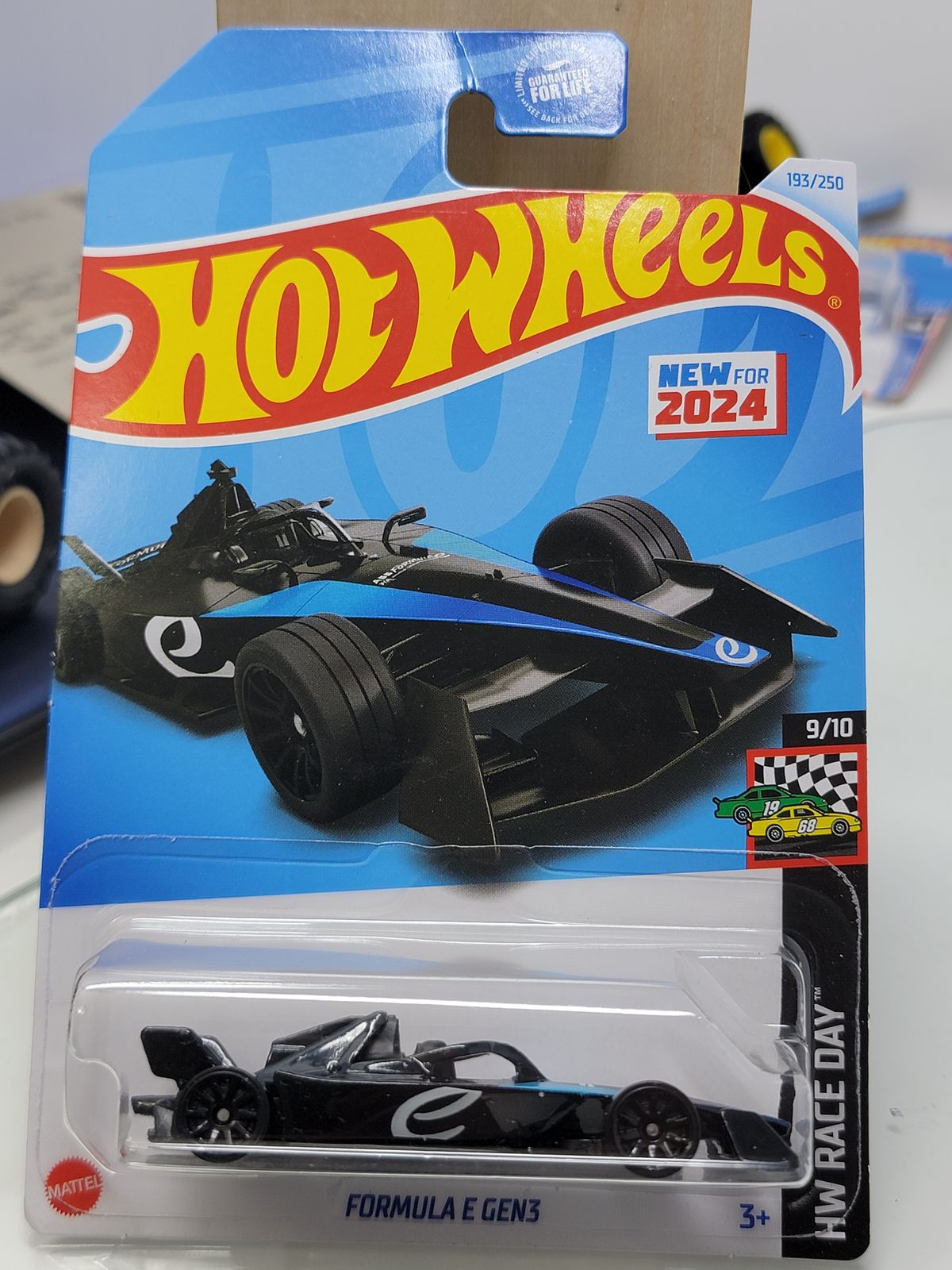 Hot Wheels 2024 Basuc L Case HW Race Day Formula E Gen3 Black #193