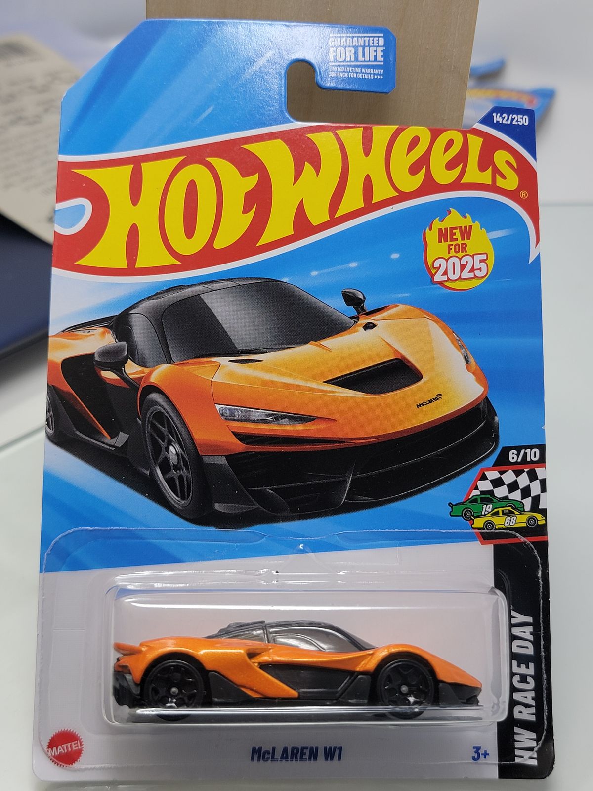 McLaren W1 orange hybrid hypercar new 2025 Hot Wheels #142/250 