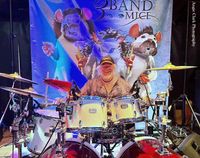 MykoMan with 3 Band Mice