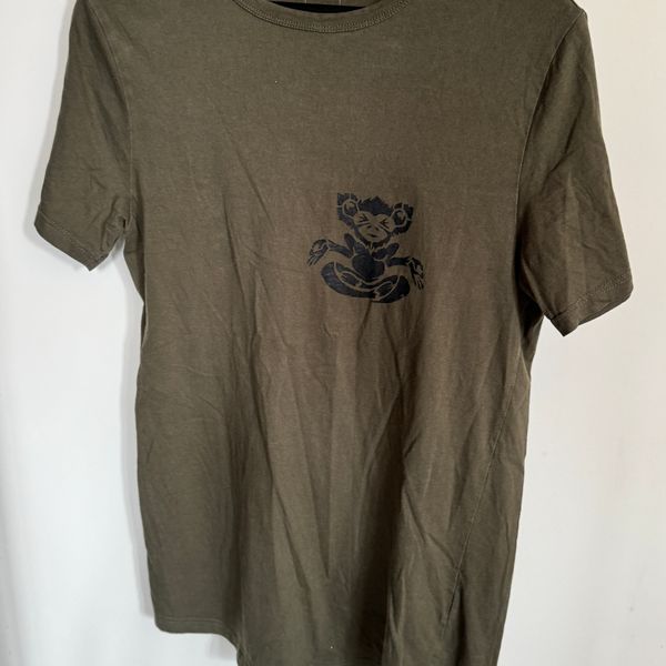 One-of-a-kind T-Shirt (Sm) (Code 7585)