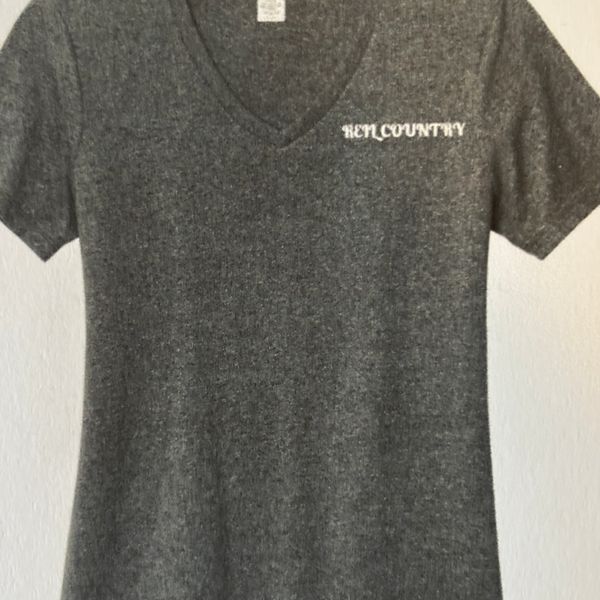 V - Necks
