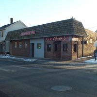 Rally's Sports Bar