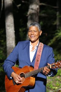 Kim Archer LIVE at the Vallarta Garden Series