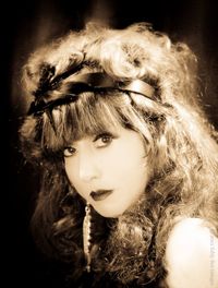 Roberta Donnay & Prohibition Mob ("From Bessie to Billie")