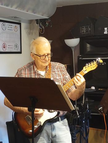 Tom giving some "Tele" sound
