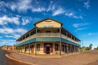 Murchison Club Hotel