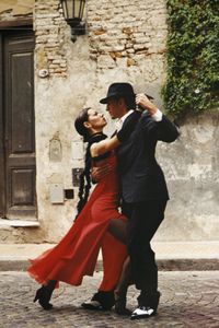 Onna Lou - Live music milonga at Theatre Dance Centre