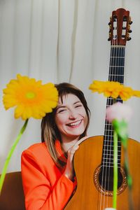 Julia Schüler - World music on classical guitar
