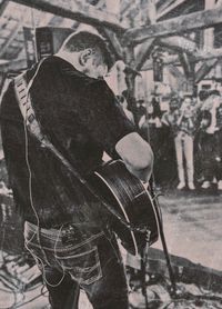 Jon Rogalia (Solo)