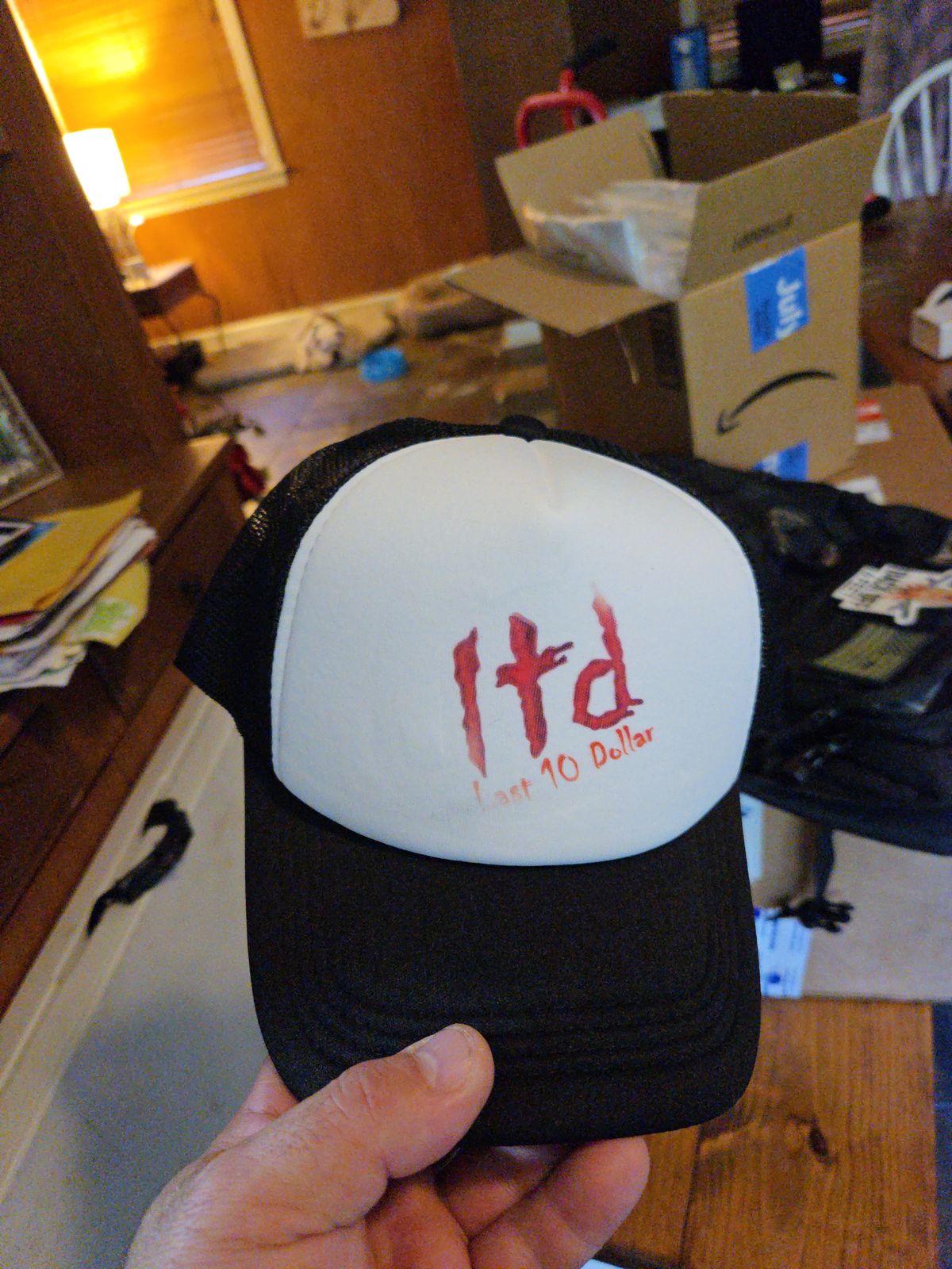 HAT 2 