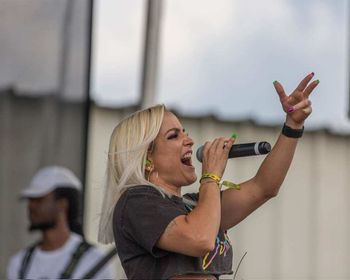 Dye Indigo Live Florida Groves Festival
