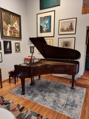 At home - Yamaha C6
