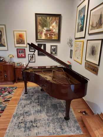 At home - Yamaha C6
