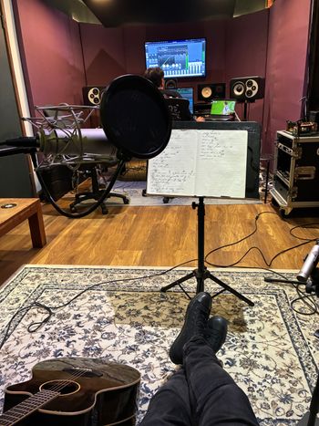 Al Drury Acoustic Musician Studio
