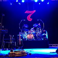 Appearing W/ 7 Bridges: The Ultimate Eagles Experience 