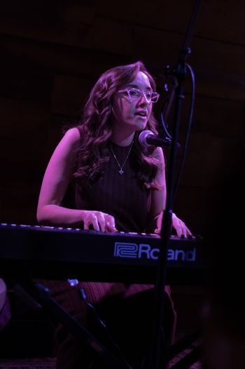 Lauren Extrom & Heather Mall at Uncommon Ground Chicago. November 26, 2025
