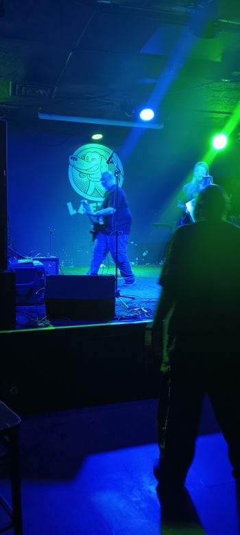 Playing solo at Lefty's in Des Moines. Photo Bethany Connor.

