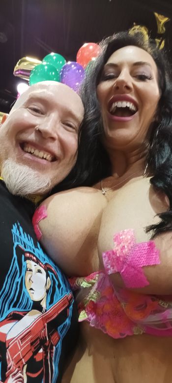 Yes, Fallon is that tall. EXXXOTICA 2024.
