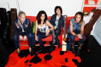 Photo by Leslie Van Stelten
