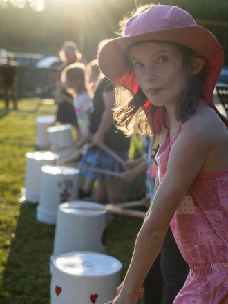 bucket drums, brews, beer, 