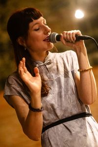 Walei singer