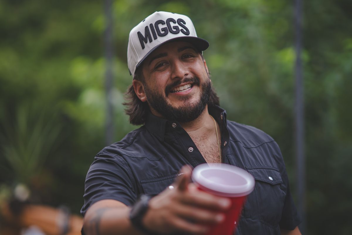 MIGGS Heritage Two-Tone Cap