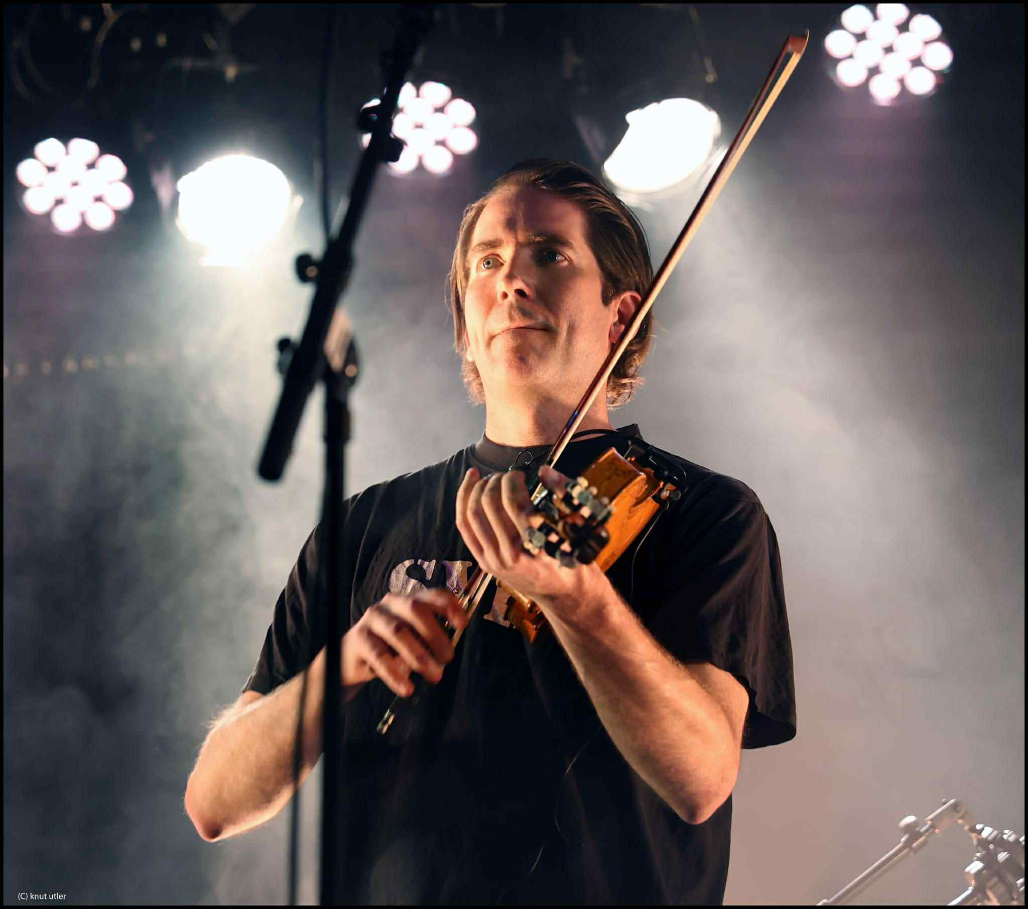 Olav L. Mjelva – Hardanger Fiddler & Nordic Folk Musician